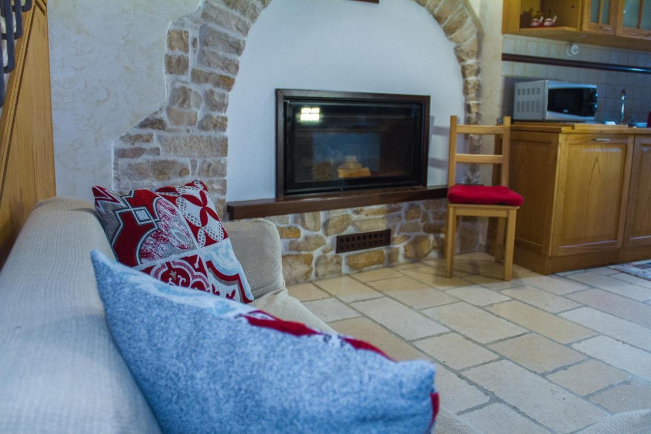 Palo Del Colle Ierva Chiain, Guest House מראה חיצוני תמונה